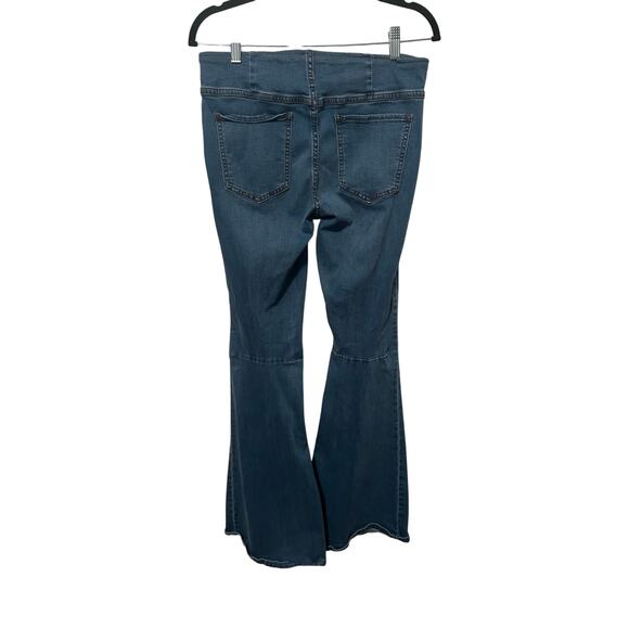 Free People We the Free Pull on Flare Jeans 29 - Picture 3 of 3